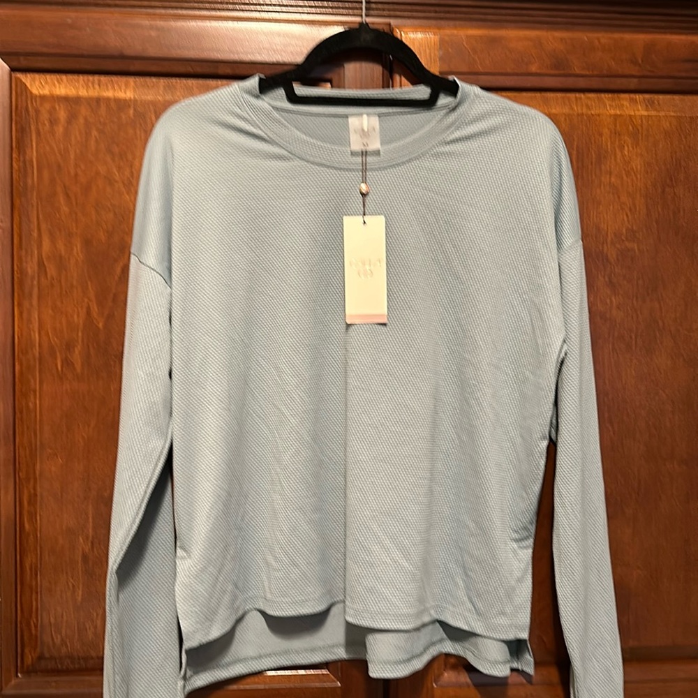 Calia bubble mesh long sleeve shirt NWT